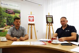 Moderniczacja wodociągu Masiewo - podpisanie umowy.JPG